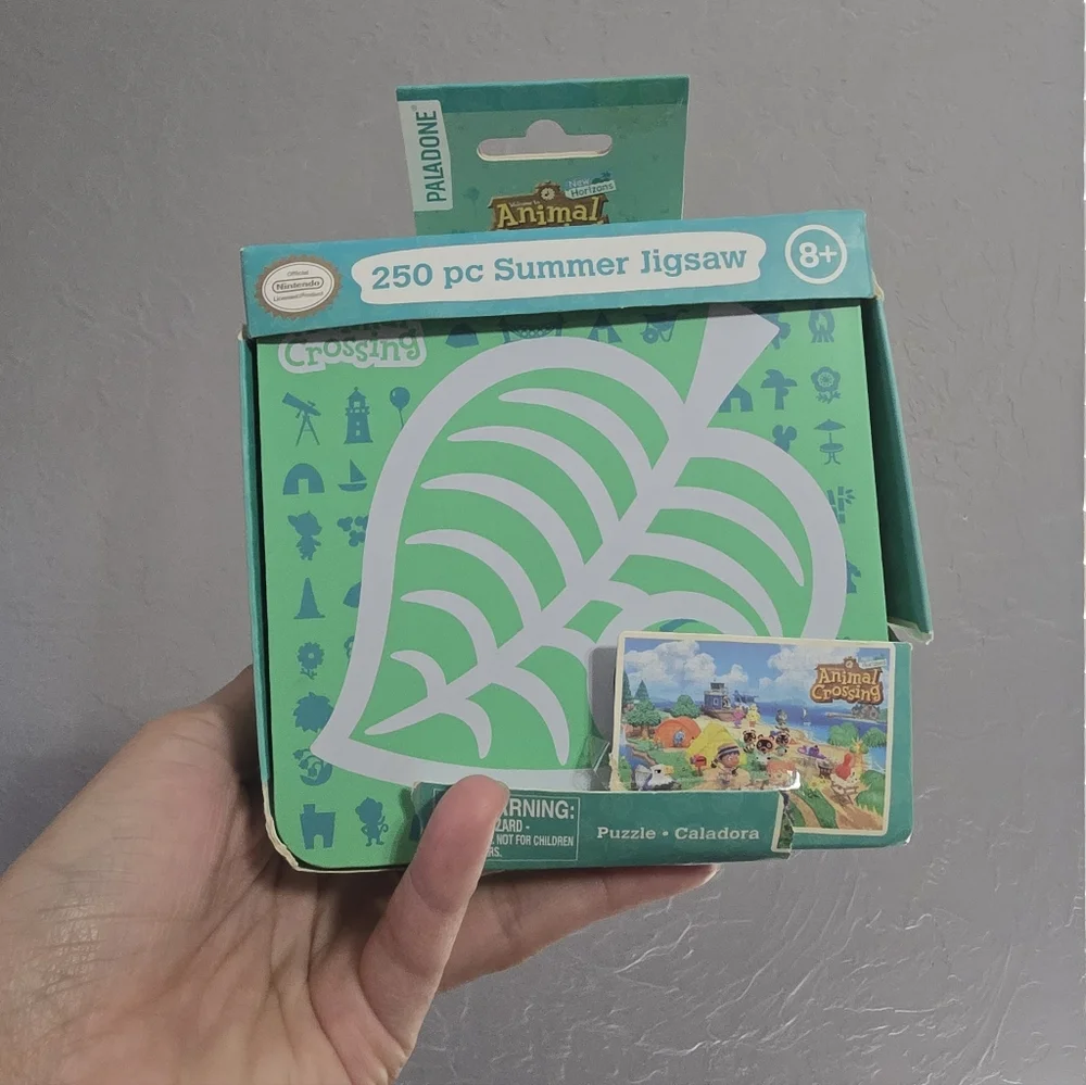 Animal Crossings 250 pc summer puzzle in metal tin